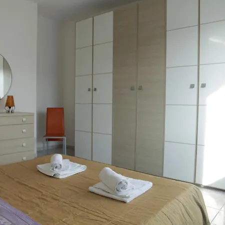 Naviglio House Apartman