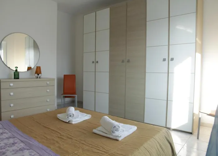 Naviglio House Apartment